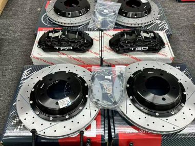 Тормозная система Toyota Tundra Brembo GT6 + GT4